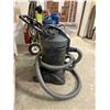 Image 3 : OASE MOBILE SHOP VACUUM WITH 2 HOSES AND ATTACHMENTS