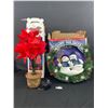 Image 1 : Nice Fiber Optic Poinsettia Tree and a Fiber Optic Canucks Wreath