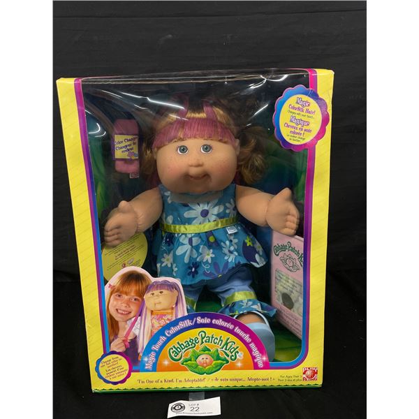 Cabbage Patch Color New in Package Cabbage Patch Kid with Colour Changing Hair