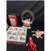 Image 2 : Nice Lot of Vintage Christmas Ornaments