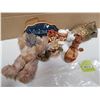 Image 1 : Collectable Figurines (A0212)