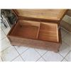 Image 8 : Schnadig Footed Wooden Cedar Chest w/ Woven Design, Removable Tray & Side Handles