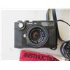 Image 2 : Vintage Leica CL Camera w/ Summicron-C Leitz Wetzlar Lens in Carry Case