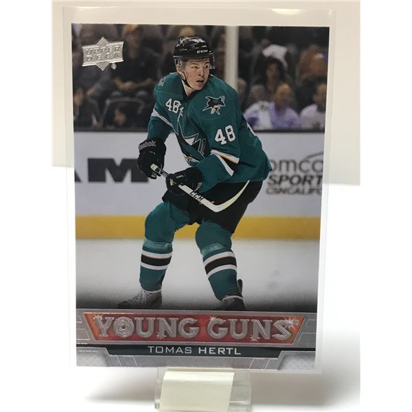 TOMAS HERTL U.D. YOUNG GUNS ROOKIE CARD