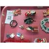 Image 2 : Lot of Holiday Broaches