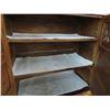 Image 3 : Vintage Oak 2 Door Pie Safe