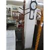 Image 1 : Mahogany Hat Rack