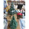 Image 1 : Mini Porcelain Christmas Trees (2)