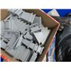 Image 8 : Lot of Vintage Train Cars/Tracks And Accessories