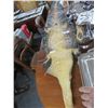 Image 1 : Alligator Hide