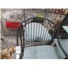 Image 2 : Metal Spindleback Cushioned Patio Bar Stools  (2)