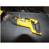 Image 1 : Dewalt 20 volt Sawzall