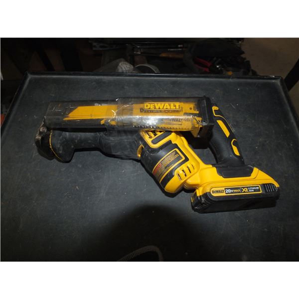 Dewalt 20 volt Sawzall