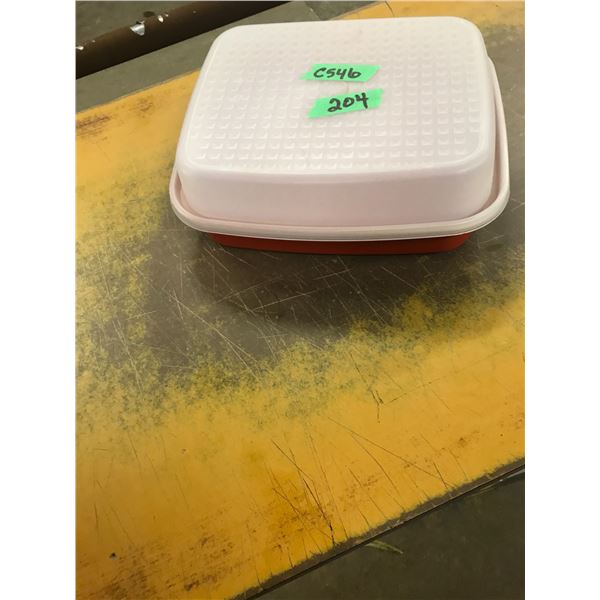 LARGE TUPPERWARE CONTAINER
