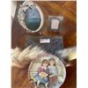 Image 1 : Fox Tail, Pewter Dolphin Frame Sisters Plate