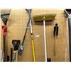 Image 2 : Garden Shovel Collection