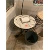 Image 2 : Bathroom Decor