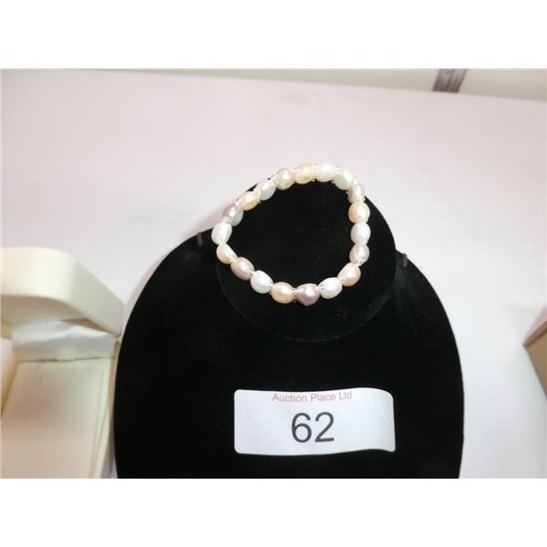 New Pearls bracelet
