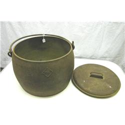 Iron Cook Pot  With Lid-