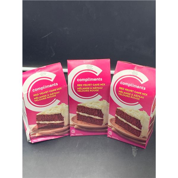 Compliments Red Velvet Cake Mix (3 x 500g)