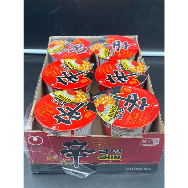Lot of Shin Noodle Soup-Spicy