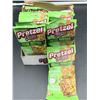 Image 1 : Pretzel Pzazz Seasoned Pretzel Pieces- Sour Cream & Onion (12 x 56g)
