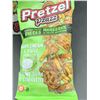 Image 2 : Pretzel Pzazz Seasoned Pretzel Pieces- Sour Cream & Onion (12 x 56g)