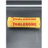 Image 1 : Toblerone Swiss Milk Chocolate with Nougats (6 x 100g)