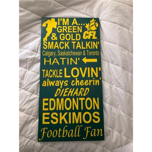 I'm a green and gold smack takin Calgary Saskatchewan & Toronto hatin tackle lovin always cheering E