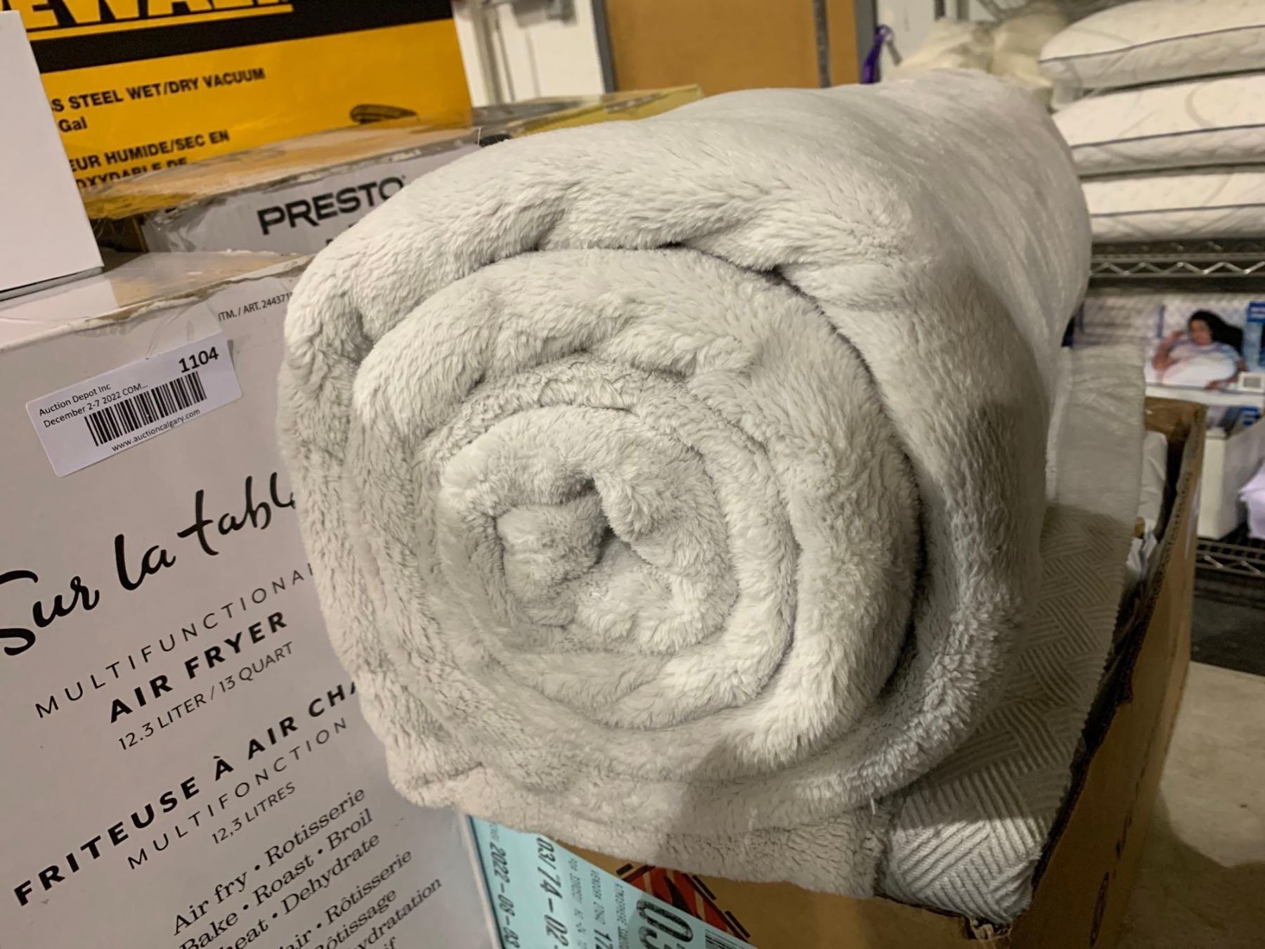 Kirkland Signature King Size Plush Blanket