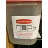 Image 2 : CASE LOT Rubbermaid  Containers w/Lids 2.5L /10 cup x 6