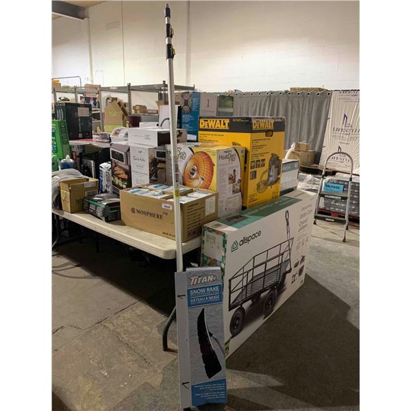 Titan Snow Rake with Extendable pole