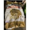 Image 1 : Royal Canin Labrador Retriever Dog Kibble 15 Lbs