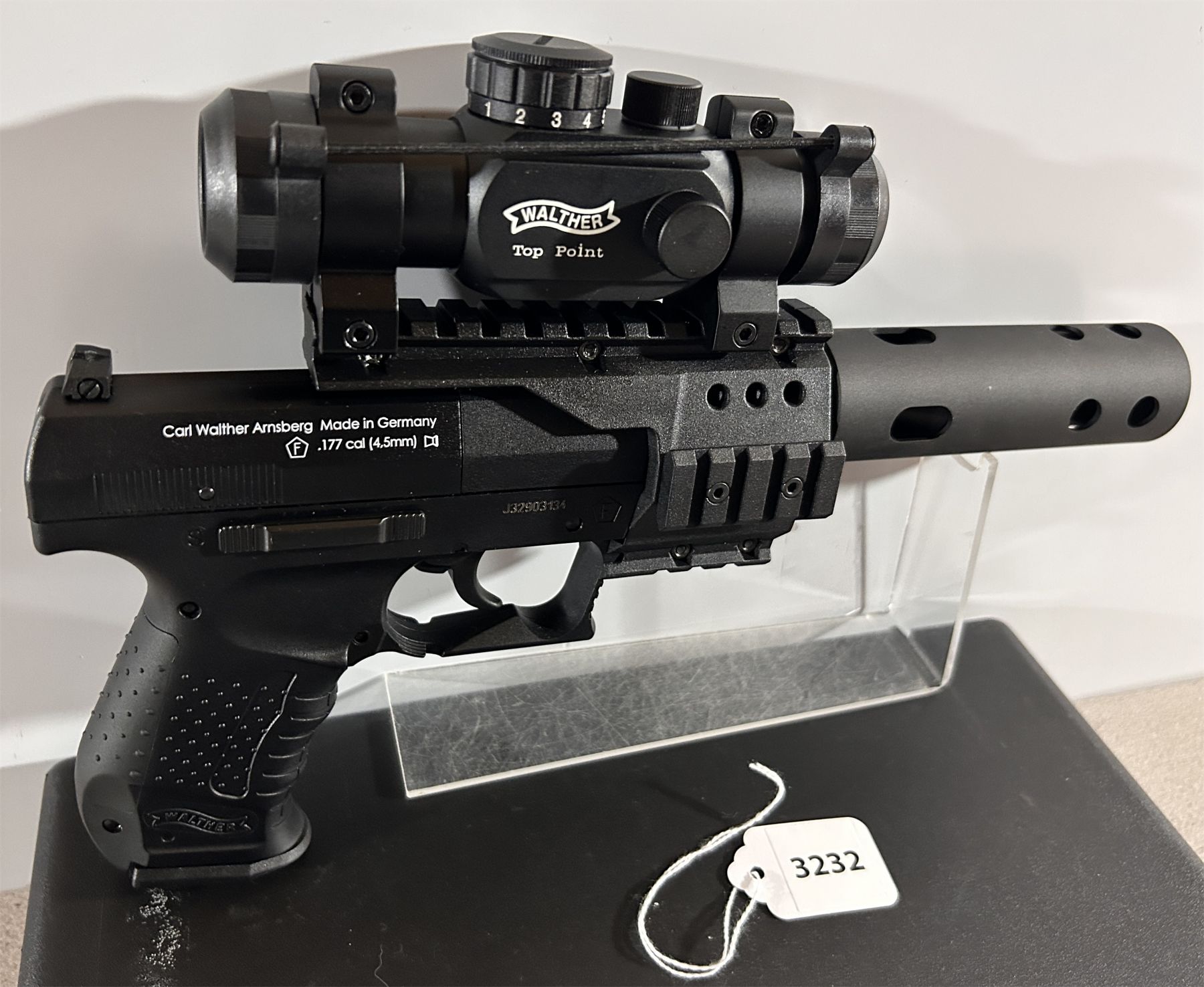 UMAREX WALTHER NIGHTHAWK MODEL IN .177 - NO PAL REQUIRED.