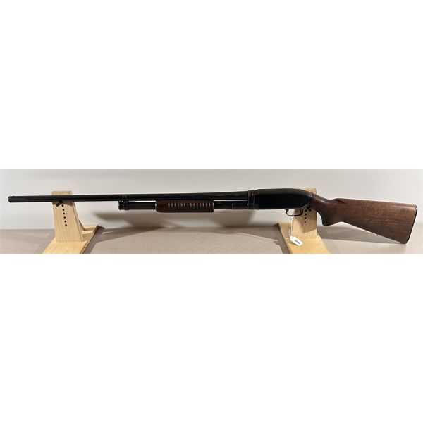 WINCHESTER MODEL 12 IN 12 GA