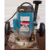 Image 2 : LOT OF 2 - MAKITA BELT SANDER & 3 1/4 PLUNGE ROUTER