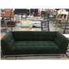 Image 1 : CONTEMPORARY GREEN CRUSHED VELVET DIAMOND TUFTED SOFA