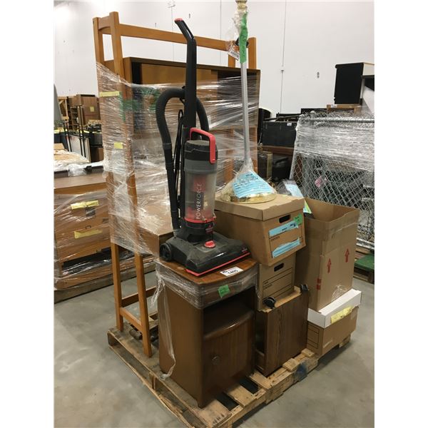 PALLET OF GENERAL STOCK-FREE STANDING DESK UNIT, NIGHT STAND, ROLLING CART, BLINDS, VACUUM, ETC