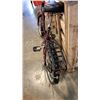 Image 8 : BURGUNDY SCHWINN FOLDING BIKE