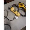 Image 2 : DEWALT DRYWALL GUN AND CUTOUT TOOL