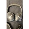 Image 2 : 2 PAIRS BOSE AND PAIR OF SONY HEADPHONES