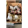 Image 2 : 4 BOXES OF CHRISTMAS DECOR AND ESTATE GOODS