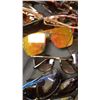 Image 5 : BOX OF SUNGLASSES