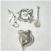 Image 2 : SILVER PACK OF 4 PENDANT SET