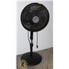 Image 1 : COMFORT MATE BLACK STANDING FAN