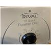 Image 2 : Rival 18 Quart Roaster Oven Never Used