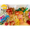 Image 3 : Large Assortment of Cookie Cutter Molds