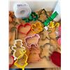 Image 6 : Large Assortment of Cookie Cutter Molds