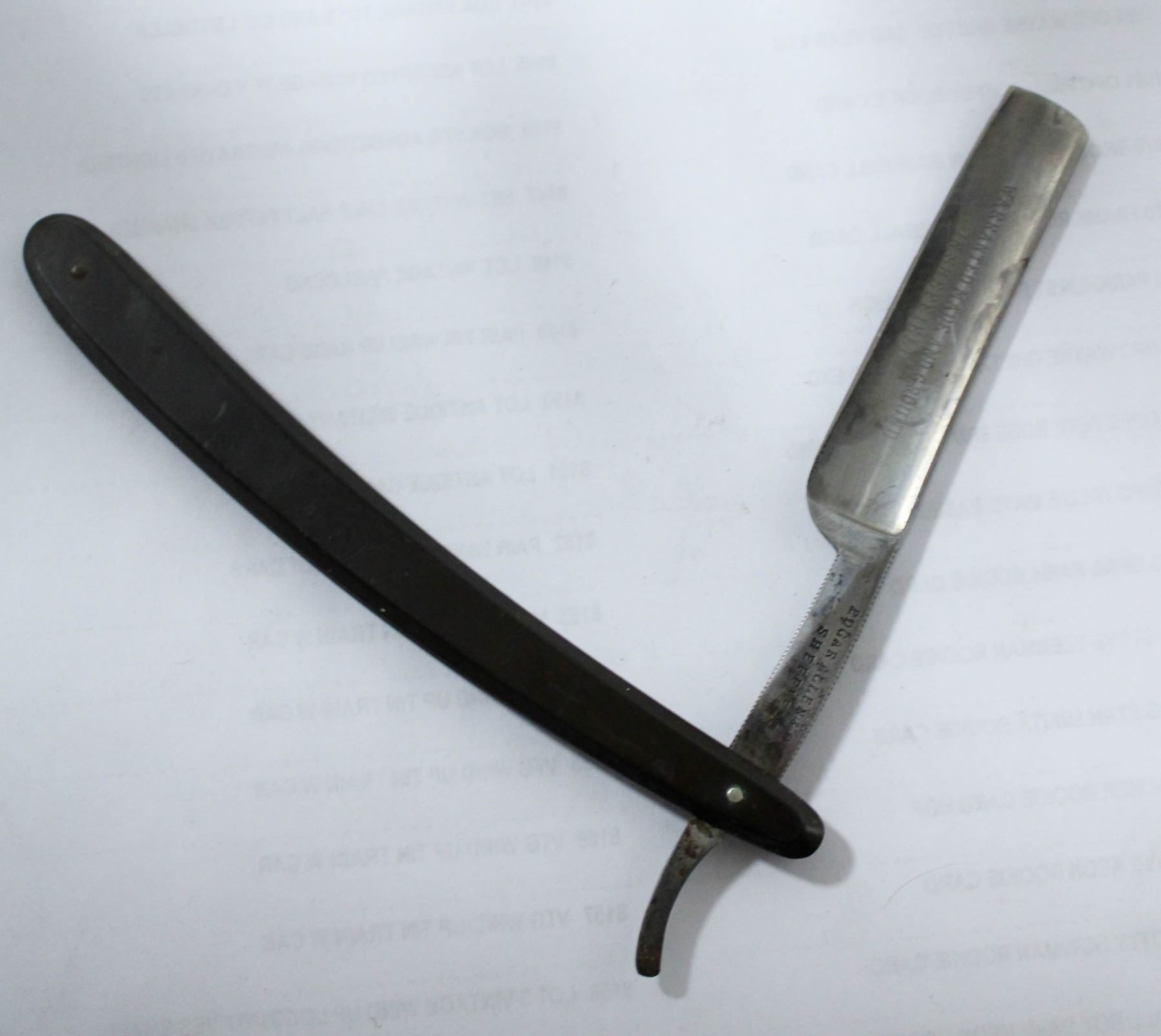 ANTIQUE SHEFFIELD STRAIGHT RAZOR