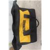 Image 6 : Dewalt 20 Volt Drill and Impact Driver with 1 Battery, Charger, and Soft Case 